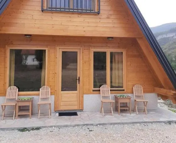 Ivana بيت للعطل